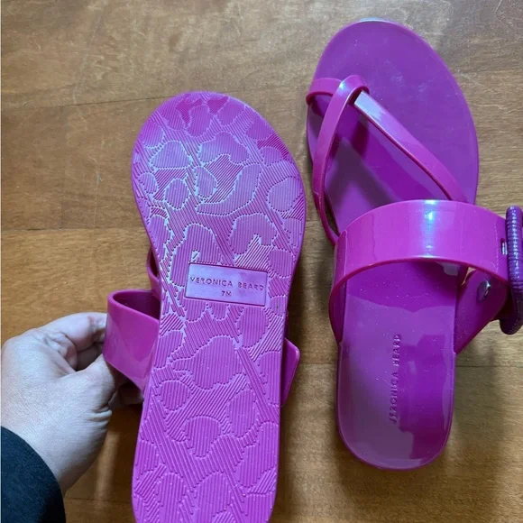 Veronica Beard-Stylish Pink Sandals. Size 7 - Picture 2 of 2